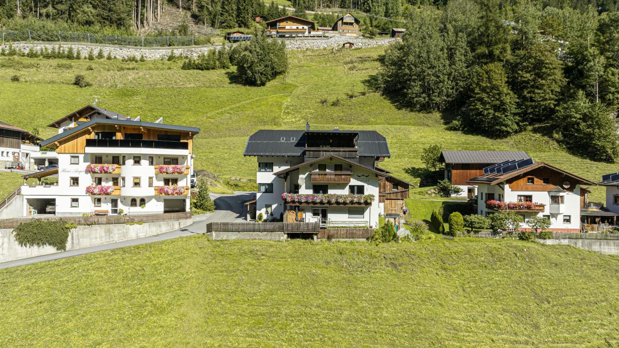 Apartment Alpen-appartements Zurcher